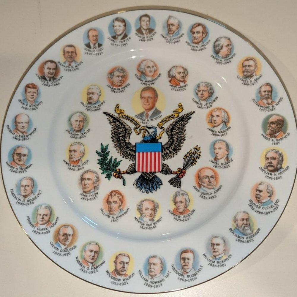 Mint condition Presidential Plate George H.W. Bush